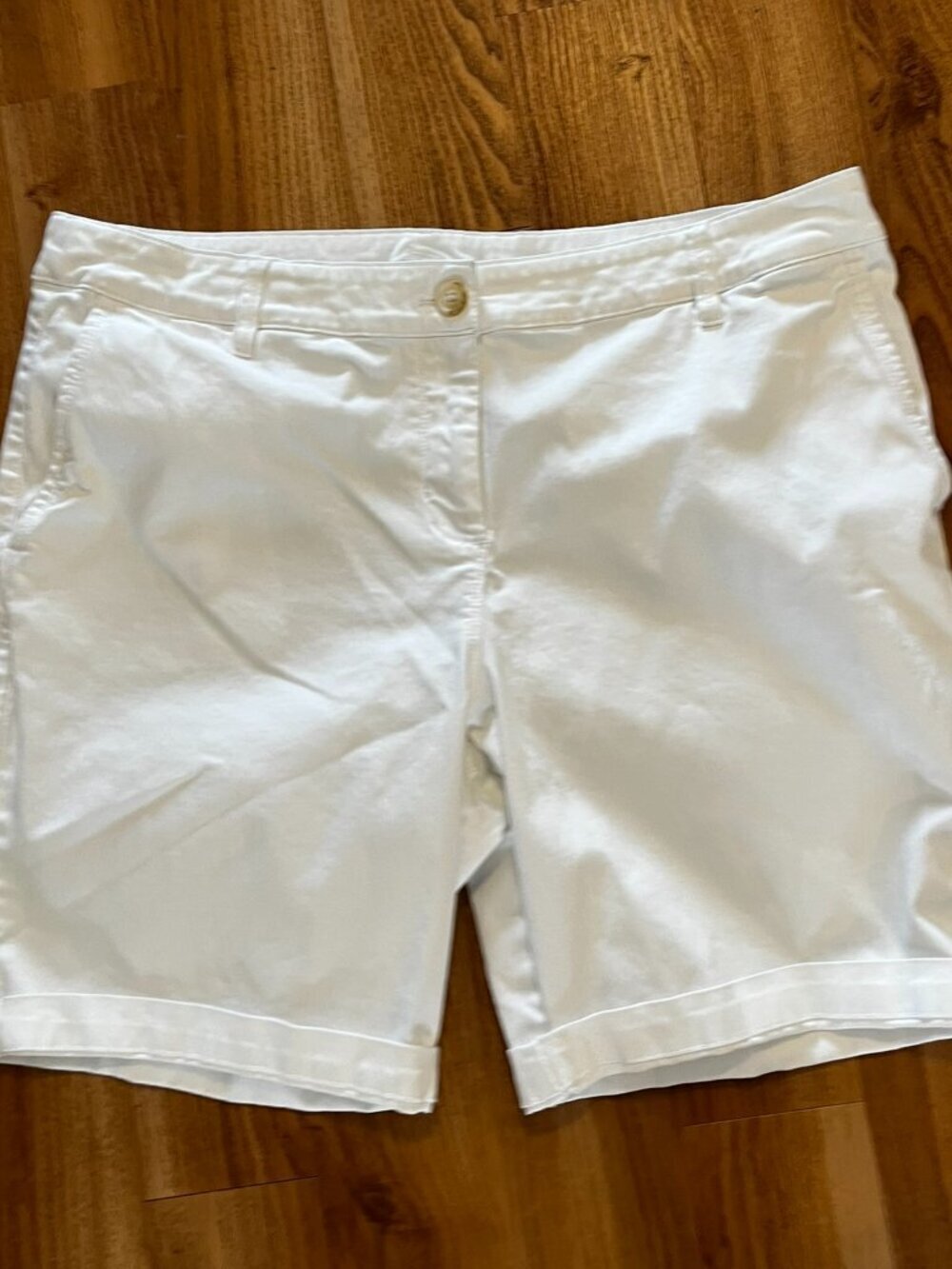 Tommy Bahama Woman's White Cotton/Tencel Stretch Summer Shorts Sz 14